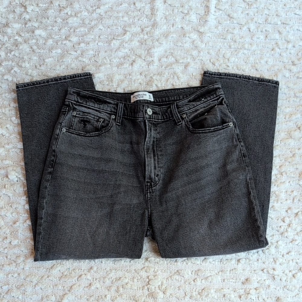 Abercrombie & Fitch The Ankle Straight Ultra High Rise 32 14S Black Wash Women's